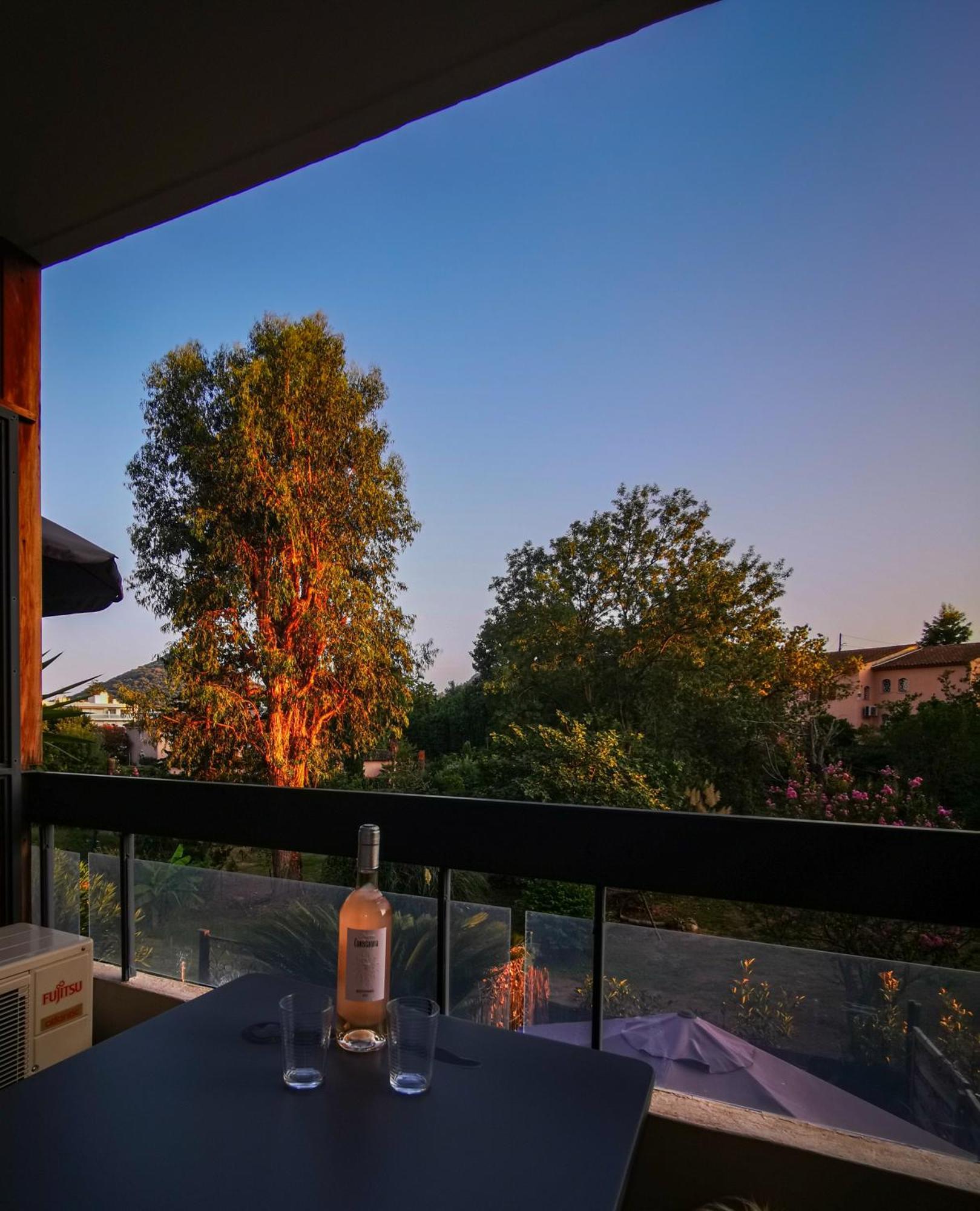 Leman Holidays - Le Palm Mandelieu Exterior foto
